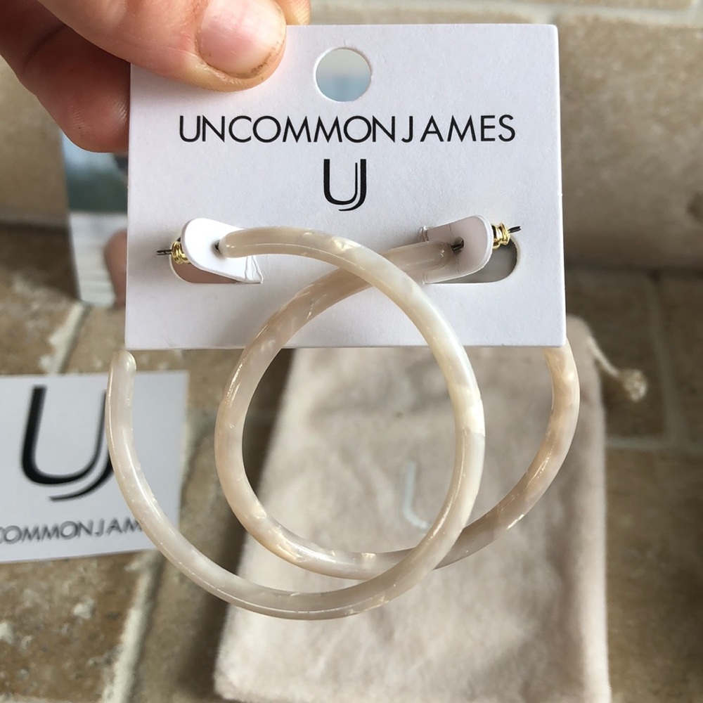 Uncommon James “la Femme” blush hoop earrings - Picture 2 of 3